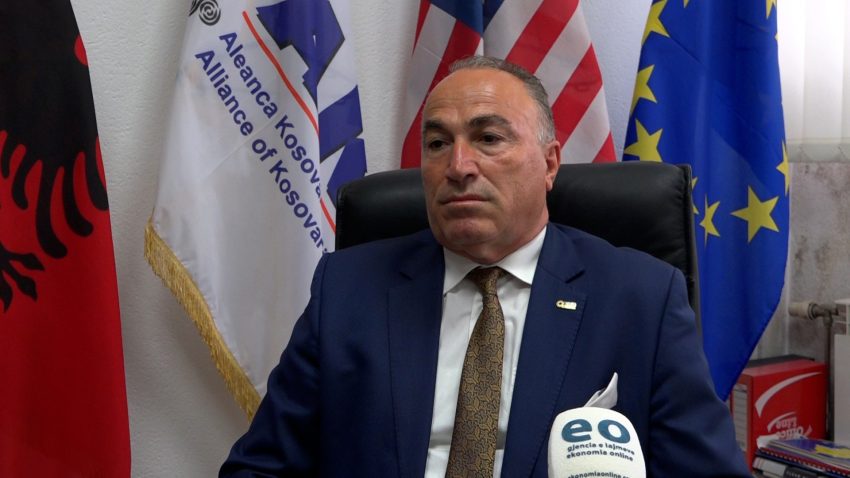 Shahini: ZRRE dhe Qeveria dështuan në energji