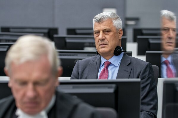 Specialja: Mbetet në fuqi kufizimi i vizitave të paprivilegjuara të Thaçit