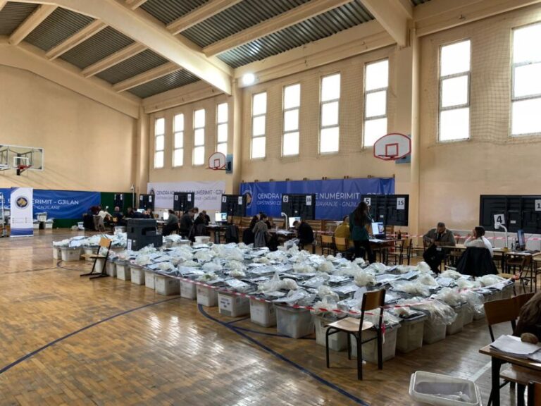 Caktohet prokurori i ri për rastin e fletëvotimeve në Mitrovicë