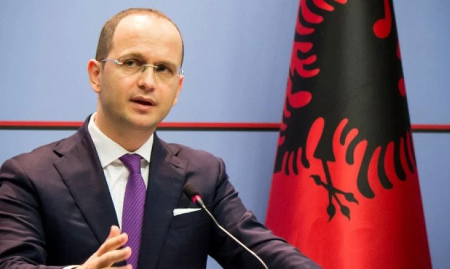 Bushati për heqjen e masave: Tash koha që BE t’ia japë Kosovës statusin e kandidatit