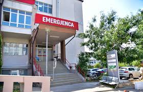 Këmbësori i goditur nga automjeti në Fushë Kosovë ndërron jetë në QKUK