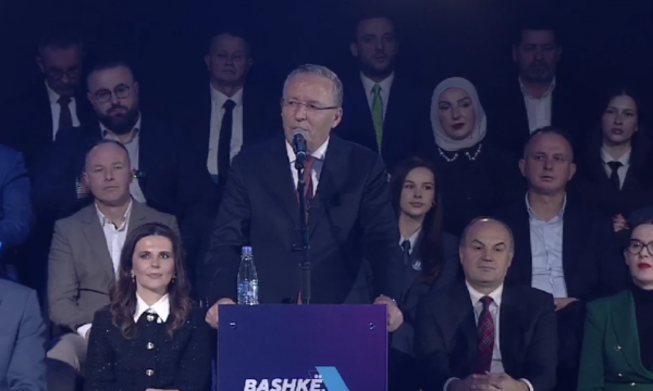 Hamza në tubimin përmbyllës të PDK-së: Të dielën hapim një kapitull të ri për Kosovën