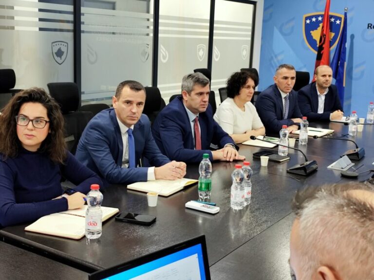 ZRrE bën thirrje për kursim të energjisë elektrike