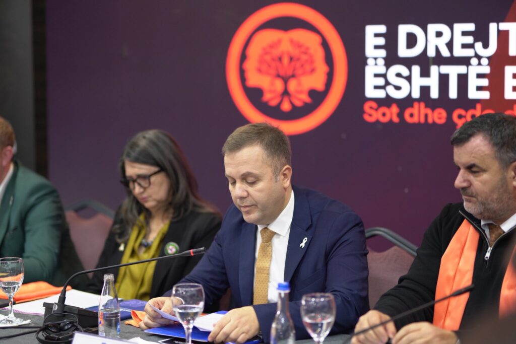 Sallahu: Barazia në pronë është baza e pavarësisë