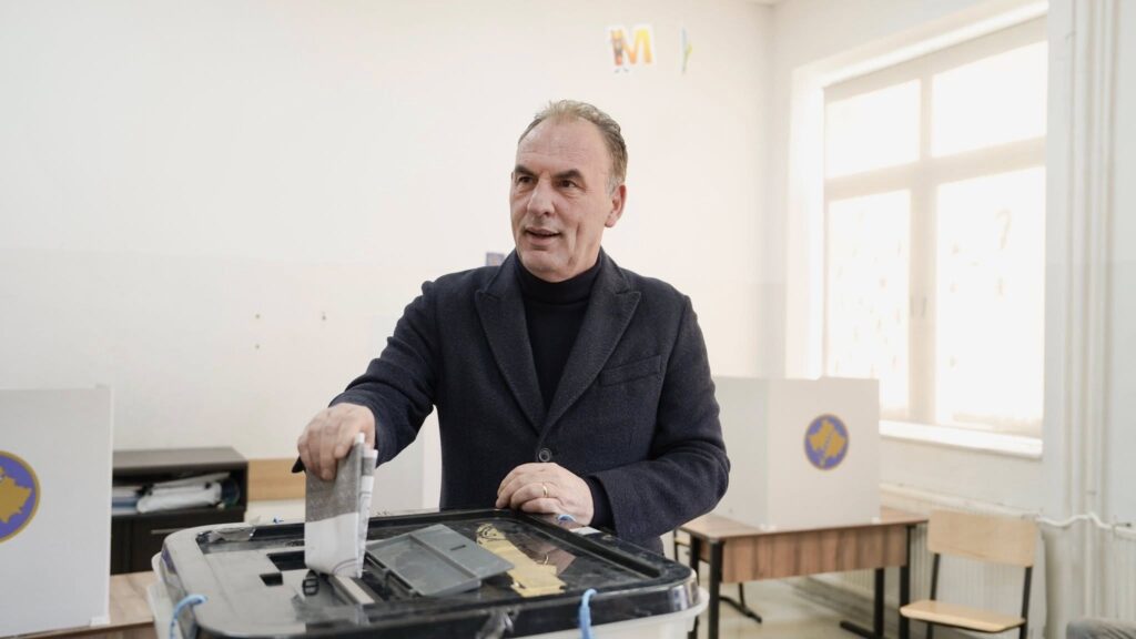 Limaj: Sot qytetarët vendosin për të ardhmen e Kosovës