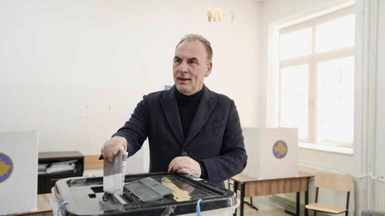 Limaj: Sot qytetarët vendosin për të ardhmen e Kosovës