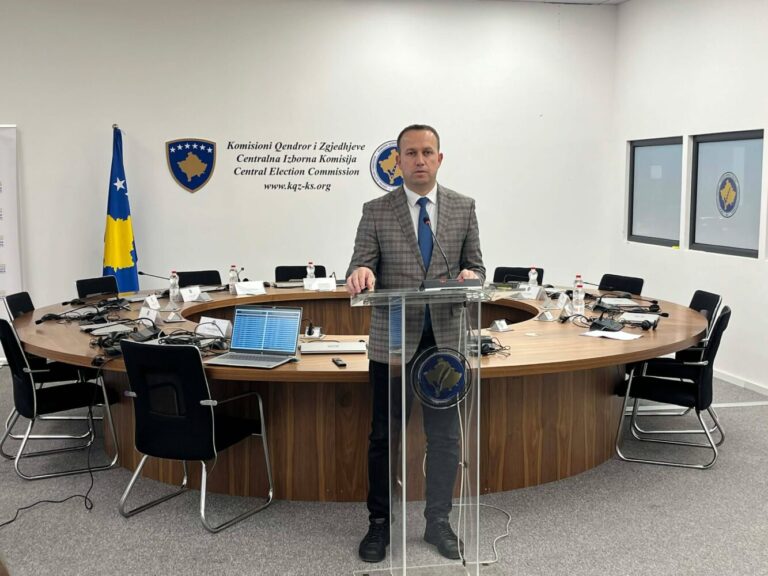 Elezi: Rreth 37% e votuesve kanë votuar deri në orën 13:00 në përfaqësitë diplomatike të Kosovës