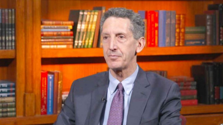 Joseph: Ballkani mbetet dinamik edhe gjatë festave, në fokus zgjedhjet në Kosovë dhe tensionet në Serbi