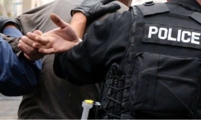 Policia arreston të dyshuarin për fajde në flagrancë