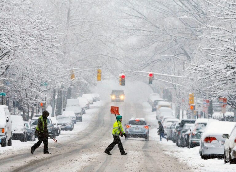Anulohen mijëra fluturime në SHBA për shkak të stuhisë dimërore