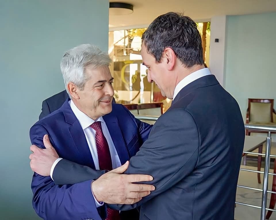 Ali Ahmeti uron Albin Kurtin dhe qytetarët e Kosovës për zgjedhjet