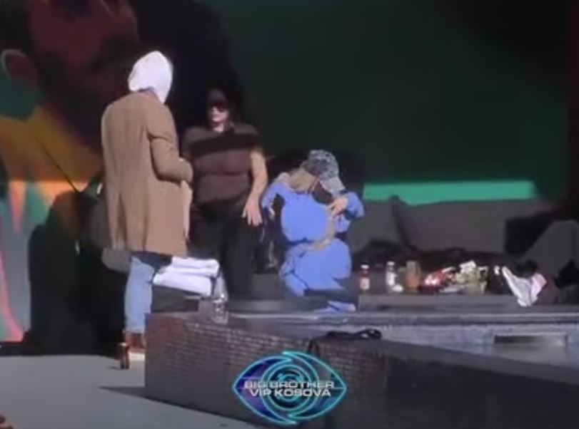 Momenti i çmendur: Sasa dhe Benita në frikën më të madhe!