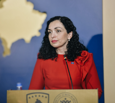 Presidentja Osmani dekoron aktivistët për të drejtat e personave me nevoja të veçanta