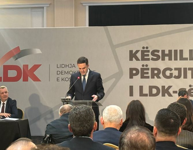 Abdixhiku ka kritikuar ashpër Qeverinë e Kosovës të udhëhequr nga LVV-ja