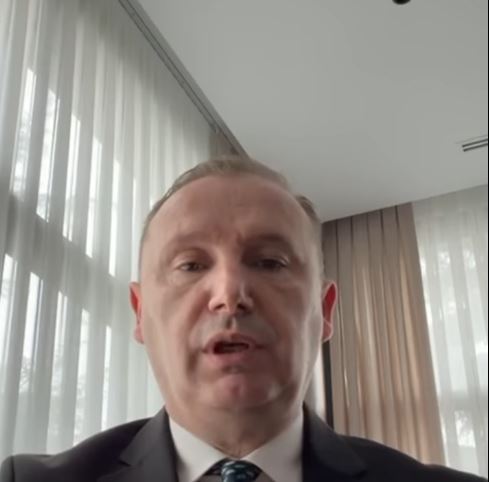 Zemaj kritikon Kurtin për monopolin e kompanisë farmaceutike: 75 milionë euro dhe rrezik për pacientët