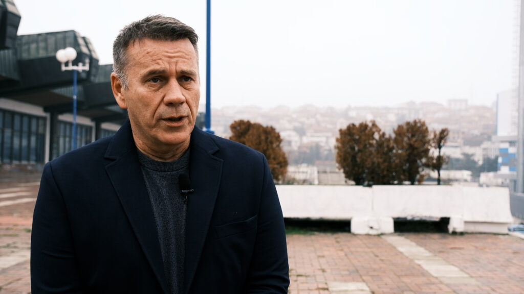 Rritja e pagës minimale në Kosovë, analisti Arifi e konsideron veprim elektorale