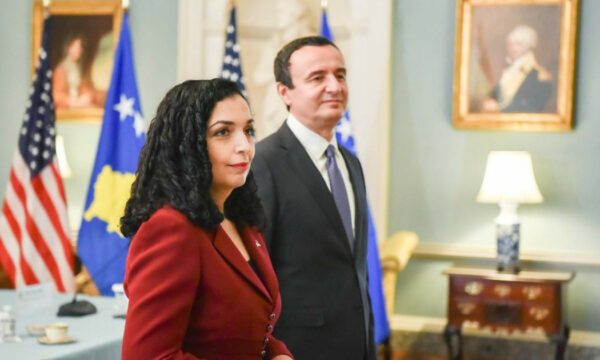 Gecaj kritikon ftesën e Presidencës për mërgimtarët, e quan veprim të motivuar politikisht