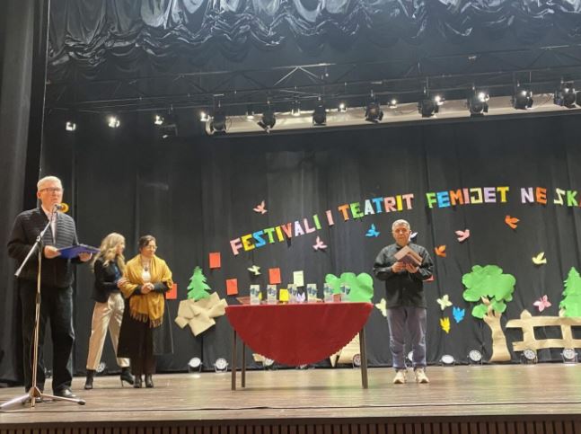 Suhareka mikpret Festivalin “Fëmijët në Skenë 2025”