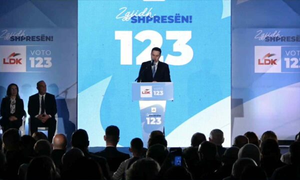 Abdixhiku premton 1 miliard euro për çerdhe dhe shkolla