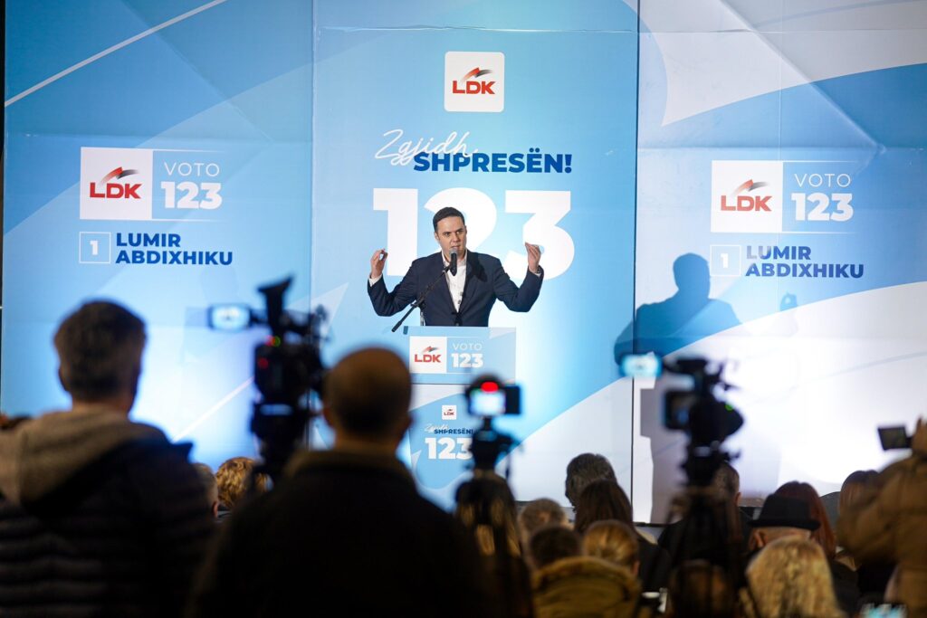 Abdixhiku premton QKUK të re dhe specializim të menjëhershëm për mjekët