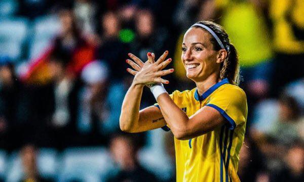 Asllani në garë për mesfushoren më të mire