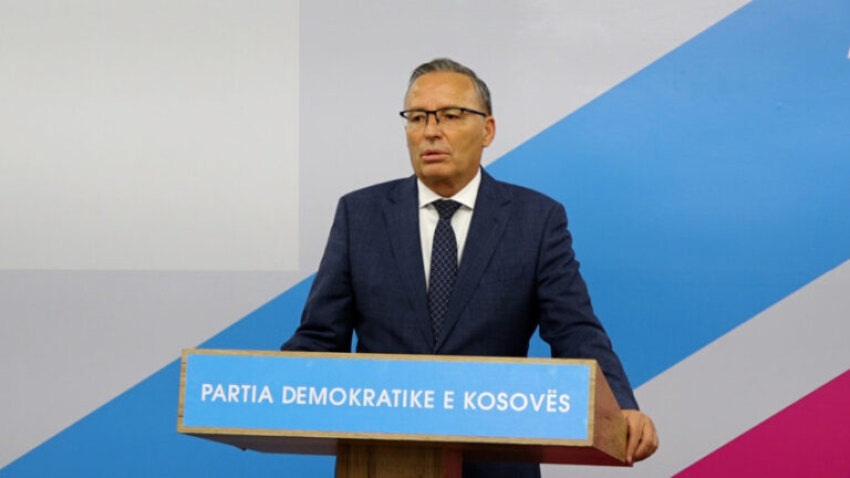 Hamza mirëpret heqjen e masave të BE-së