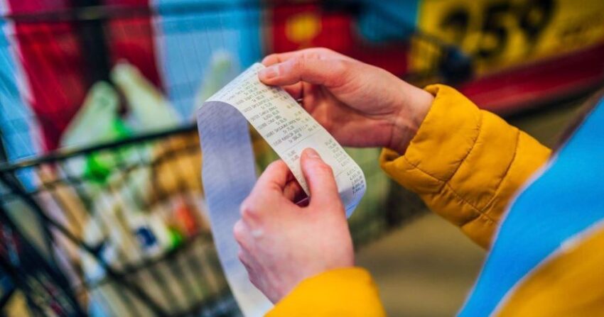 Autoriteti i Konkurrencës analizon çmimet e shportës bazë pas ankesave të qytetarëve