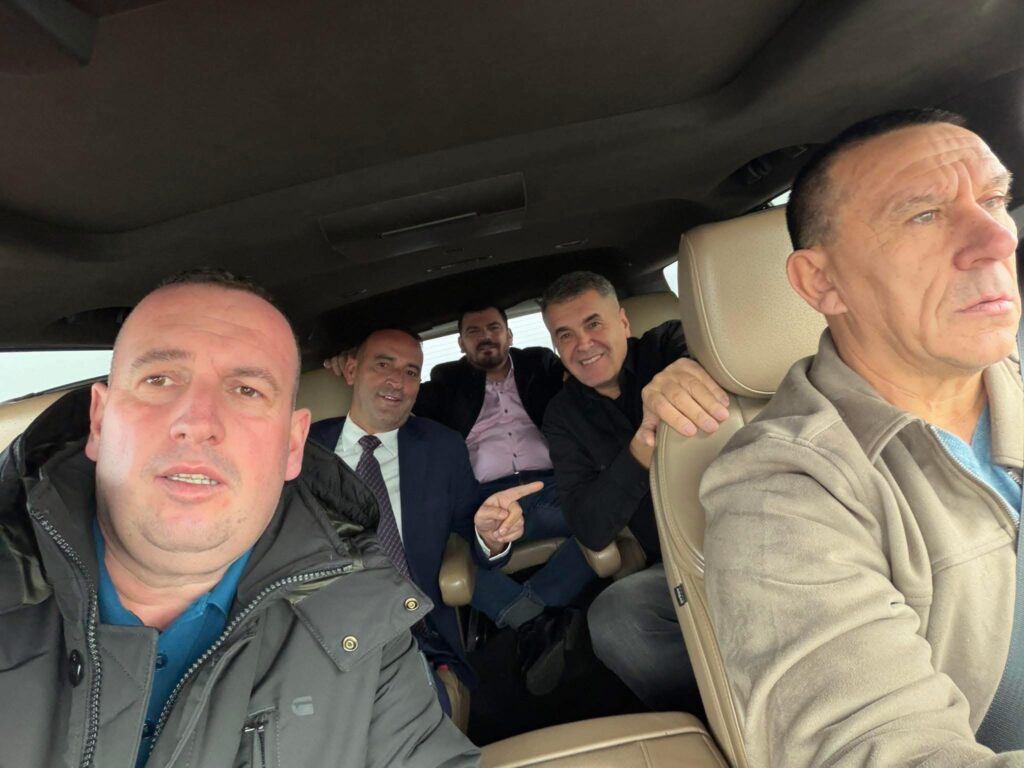 Daut Haradinaj dhe bashkëluftëtarët në Shkup për protestën e UÇK-së