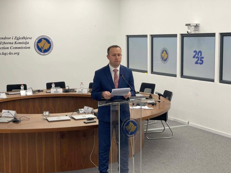 Elezi: Ka nisur votimi në të gjitha qendrat e votimit në Kosovë