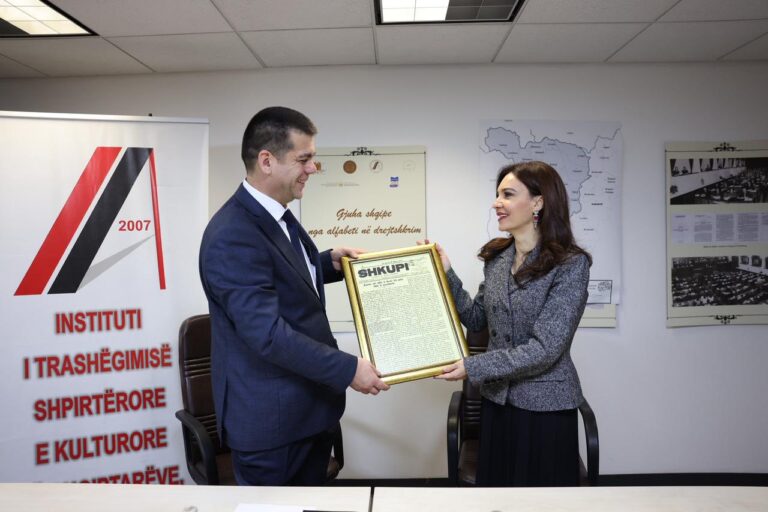 Spiropali nga Shkupi: Gjuha shqipe të respektohet në ligj dhe në praktikë në Maqedoninë e Veriut