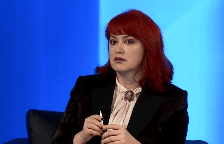 Hoxha për sjelljen e Kurteshit ndaj gazetarëve: Çfarë niveli, çfarë turpi