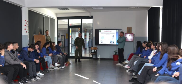 FSK nis ligjërata nëpër shkolla për rreziqet e mjeteve piroteknike