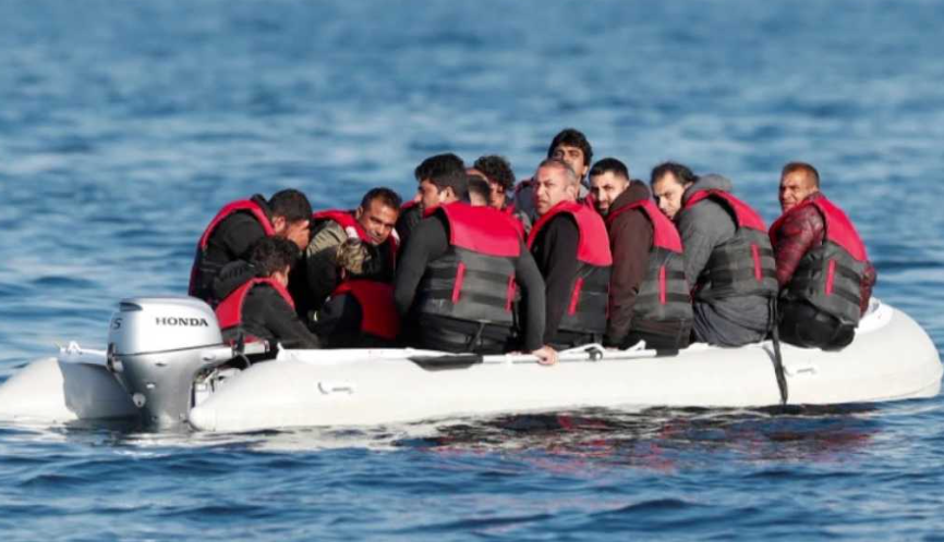 Rreth 800 emigrantë të paligjshëm të shpëtuar gjatë fundjavës në jug të Kretës