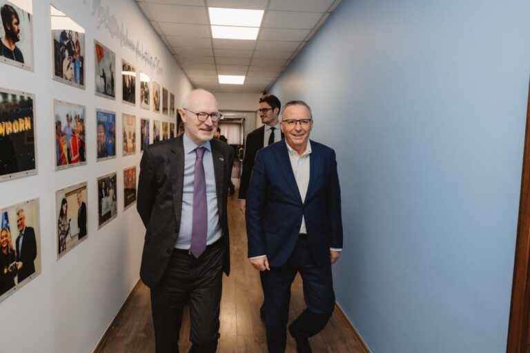 Letra e Hamzës ku kërkoi heqjen e masave të BE-së përcjellet tek Macron