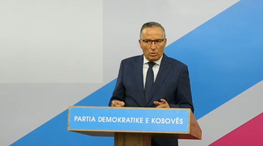 Hamza: “Kosova rrezikohet nga shpopullimi, PDK ka plan për rritjen e perspektivës për të rinjtë”
