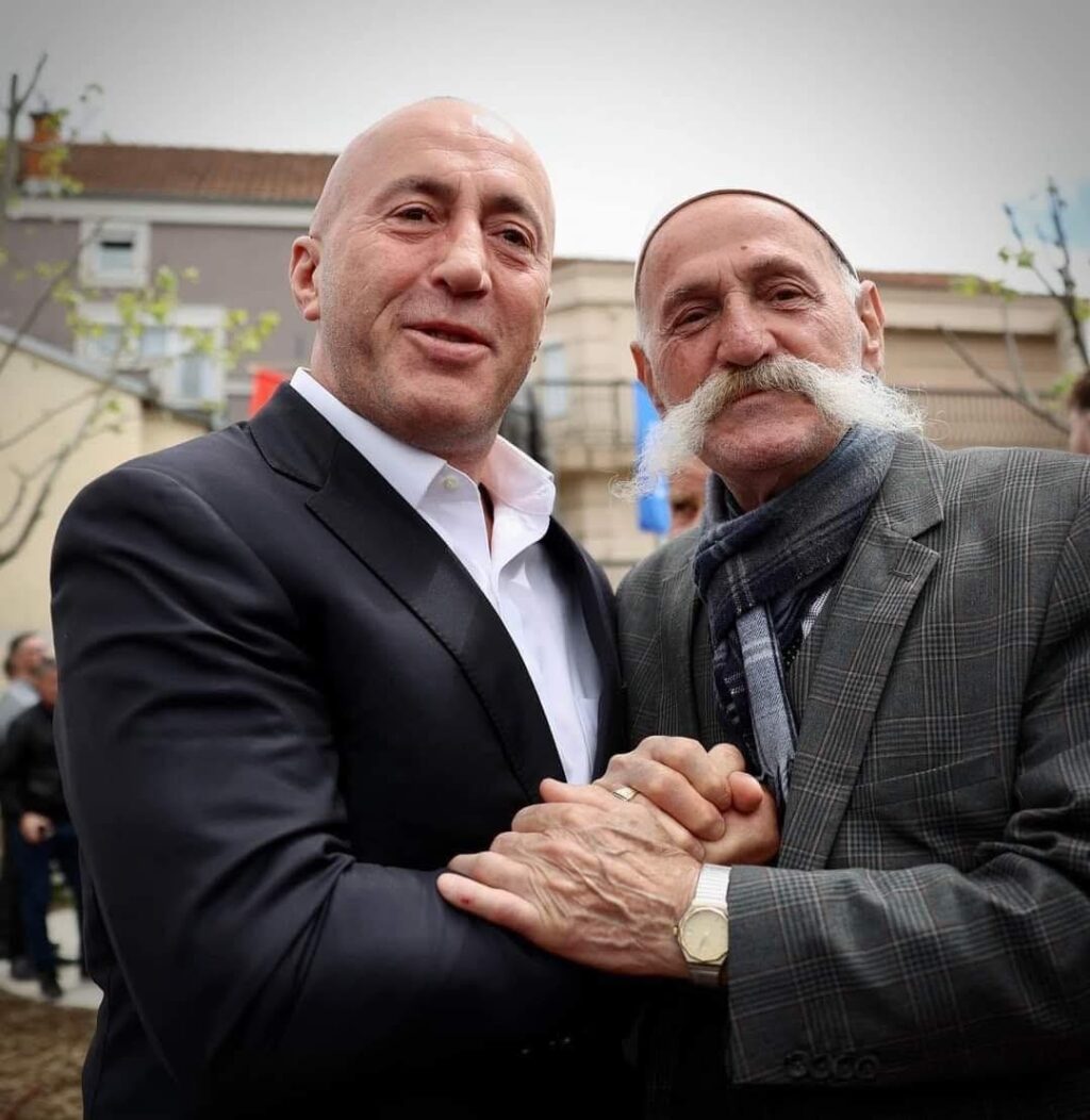 Haradinaj i’a uron ditëlindjen Rifat Jasharit