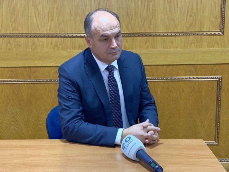 Hoxhaj: Kosovës i duhet kthjellim politik në 2026