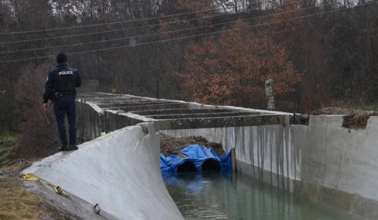 Ekspertët paralajmërojnë rrezik të lartë konflikti: Serbia po destabilizon Kosovën, ndërkombëtarët heshtin