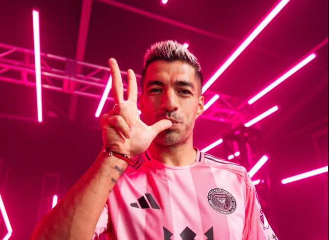Luis Suárez rinovon kontratën me Inter Miamin deri në vitin 2026