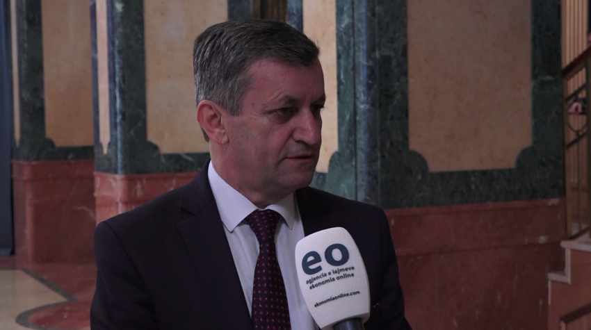 Ismet Beqiri synon rikthimin në Kuvend: “Nuk më mungoi maskarada politike, por dëshiroj të jap kontribut”