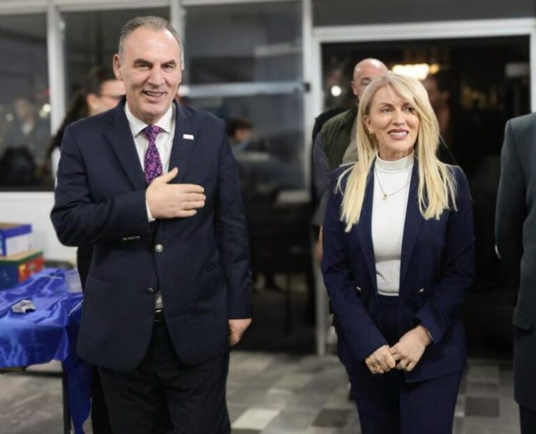 Diskutimet për një koalicion të mundshëm Nisma-PDK, Izmaku jep përgjigjen përfundimtare