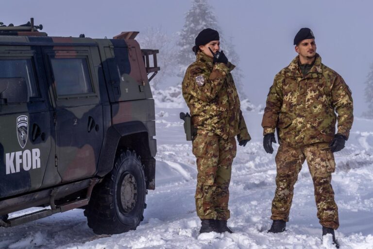 KFOR përforcon prezencën dhe patrullimet në të gjithë Kosovën