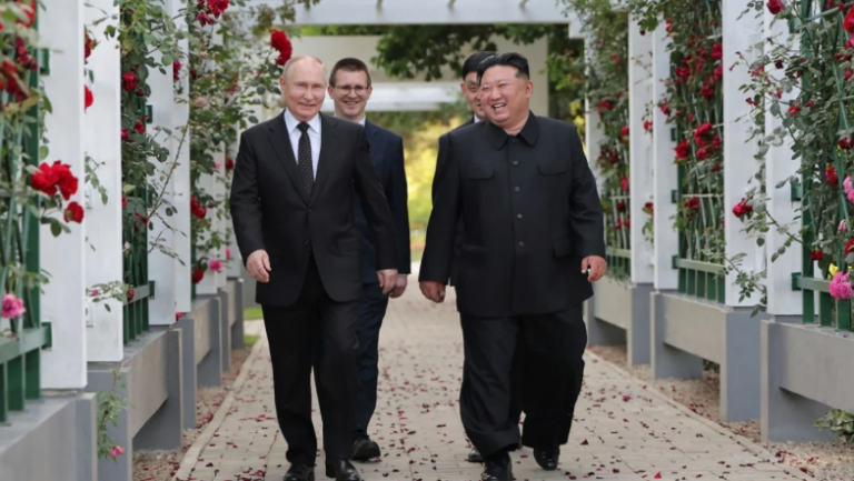 Kim Jong Un: Lufta në Ukrainë forcoi aleancën ushtarake midis Koresë së Veriut dhe Rusisë