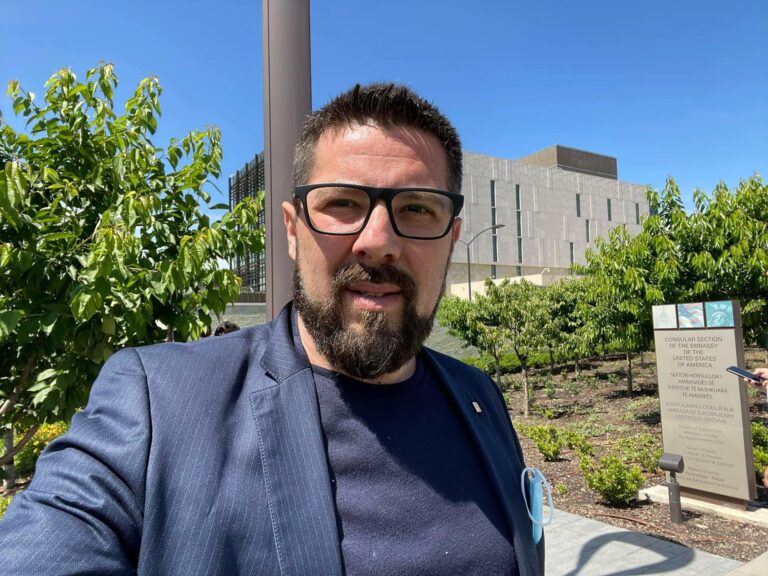 Krasniqi tregon arsyet e largimit nga Lëvizja Vetëvendosje