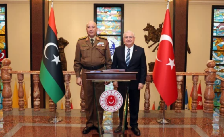 Tragjedi në Ankara: Shefi ushtarak i Libisë vdes në rrëzimin e avionit privat