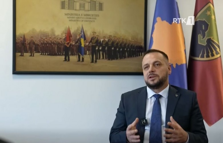 Maqedonci: Kosova e gatshme të përballet me kërcënimet, blerja e helikopterëve Black Hawk në plan