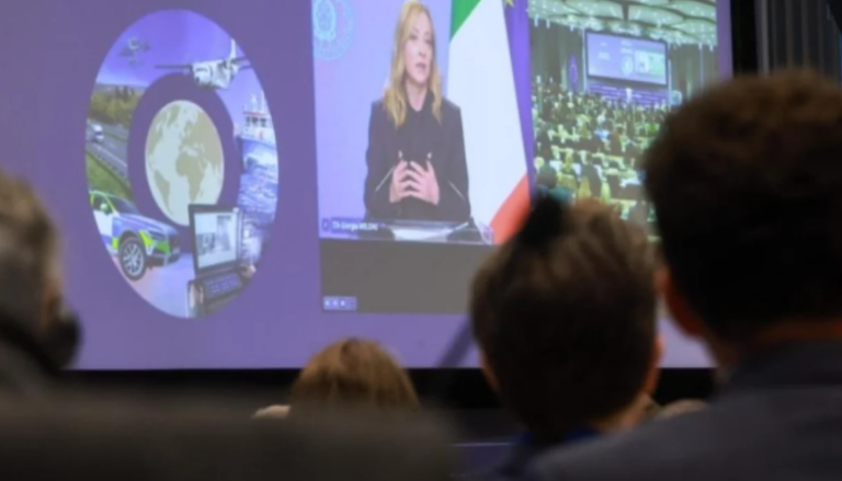  Meloni promovon qendrat për migrantët jashtë BE-së