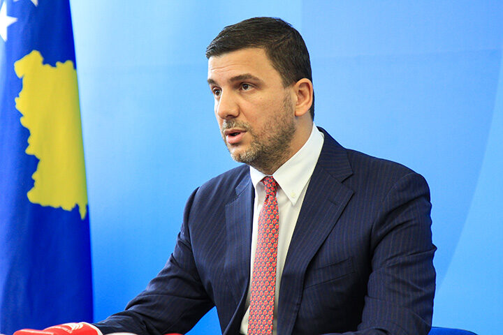 Krasniqi fton diasporën të regjistrohen për zgjedhjet e 28 dhjetorit