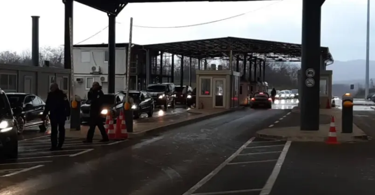 Serbia arreston dy shqiptarë në Merdar me 30 kg kokainë