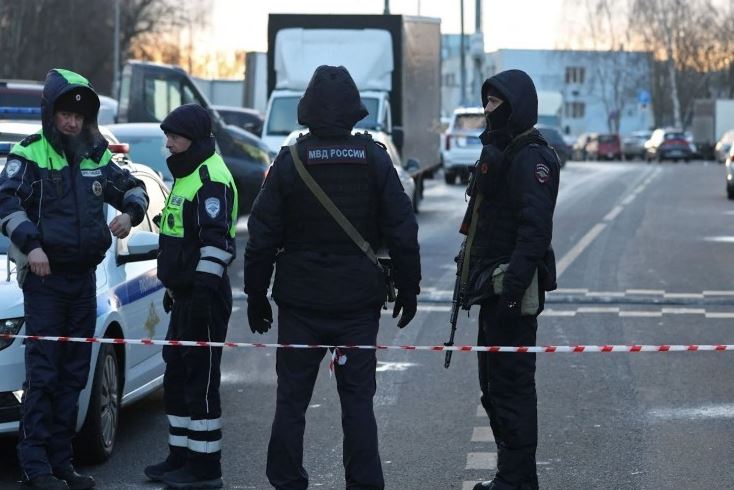 Shpërthim në Moskë: Vriten dy policë dhe një kalimtar i rastit